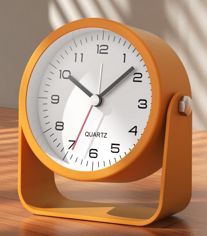 ® 3.5 Inch Small Analog Alarm Clocks,Battery Operated Desk Clock,Cute Table Clock with Lightï¼ŒAdjustable Angle for Travel,Bedside,Bedroom,Kids,Living Room Decor(Orange)